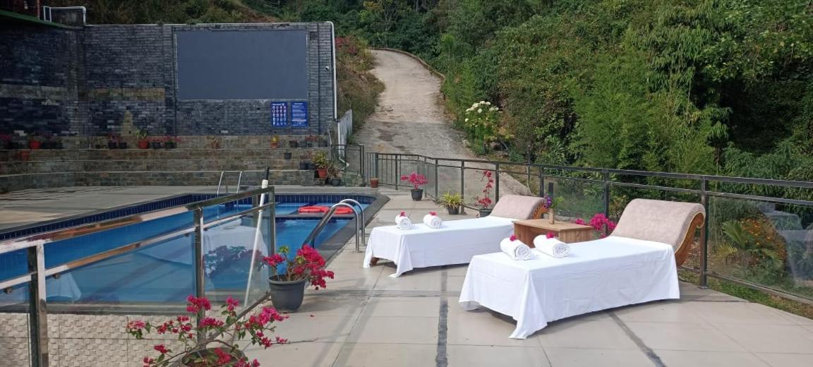 Grand Valley Resort Anachal Экстерьер фото